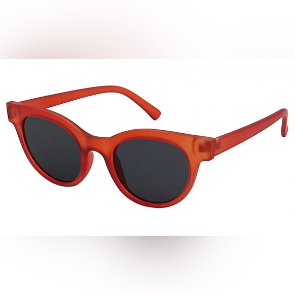 Retro Red Cat Eye Sunglasses - Picture 1 of 3